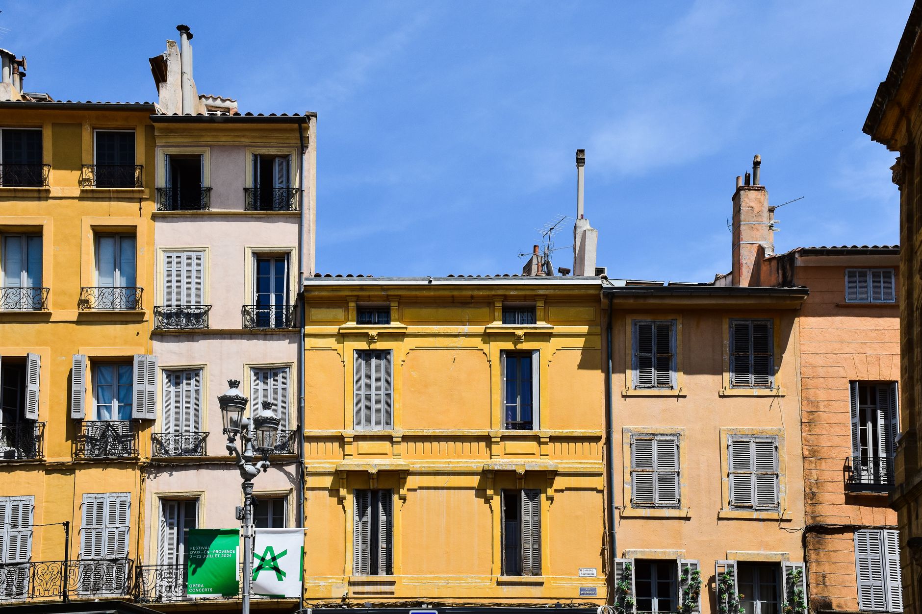 Peintre en bâtiment à 